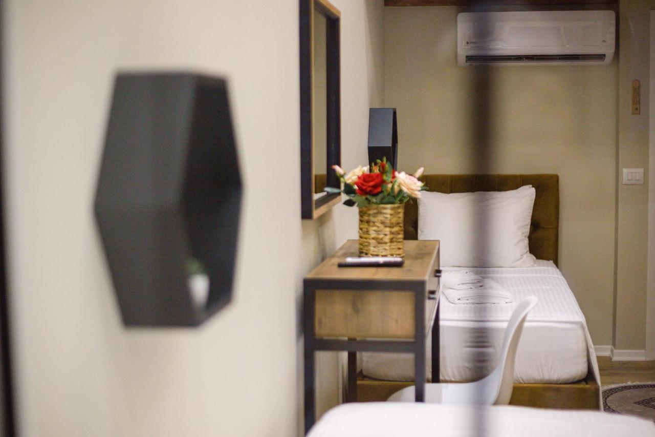 Duplex Rooms Корча Екстериор снимка